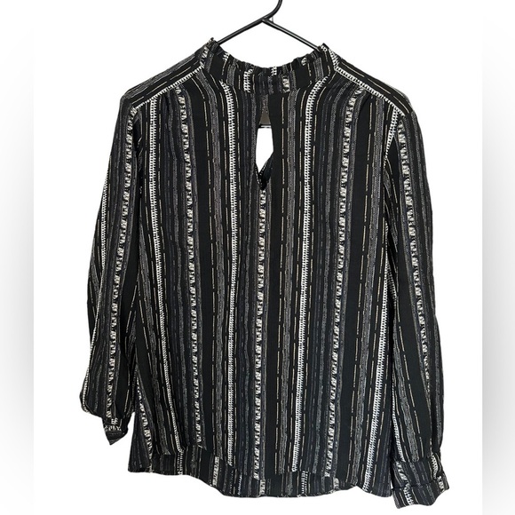 Printed Keyhole Blouse - Picture 1 of 4